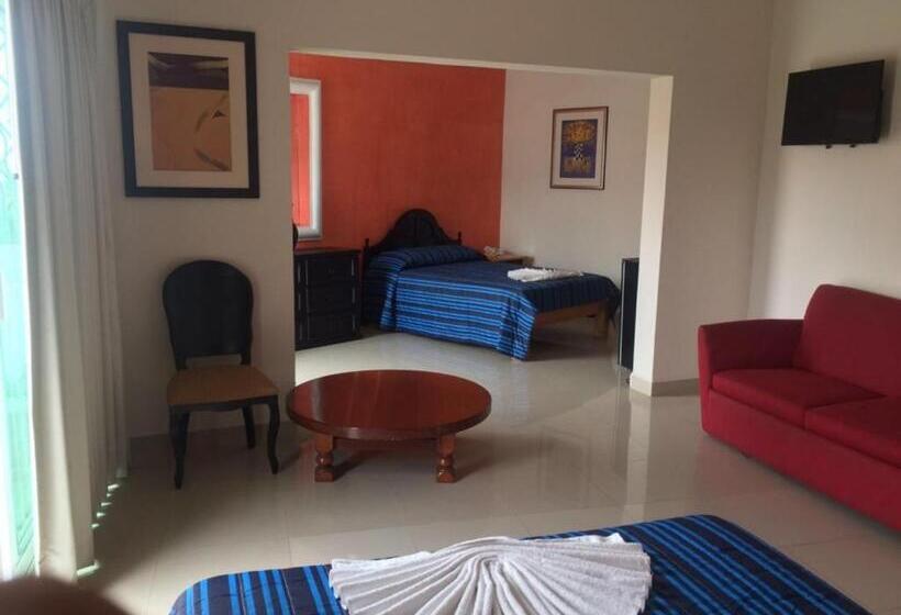 家庭间, Casa Del Parque Vallarta