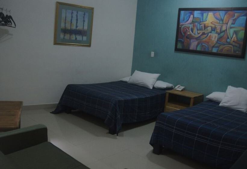 四人标准间, Casa Del Parque Vallarta