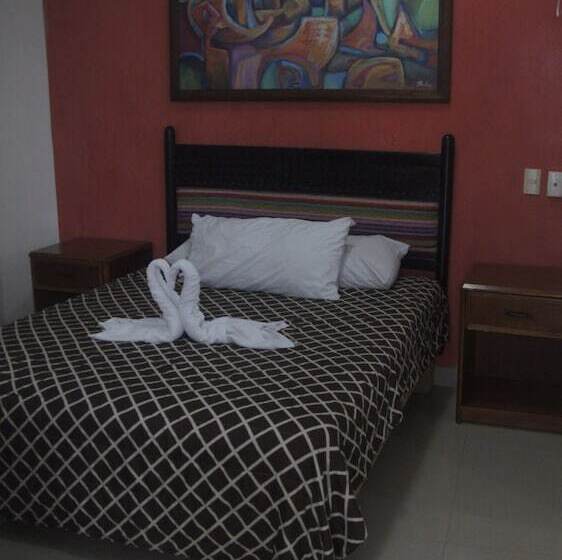 四人标准间, Casa Del Parque Vallarta