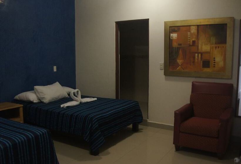 四人标准间, Casa Del Parque Vallarta