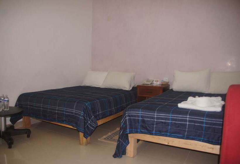 家庭间, Casa Del Parque Vallarta