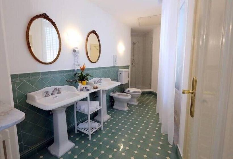 سوییت خانوادگی, B&b Palazzo Napolitano