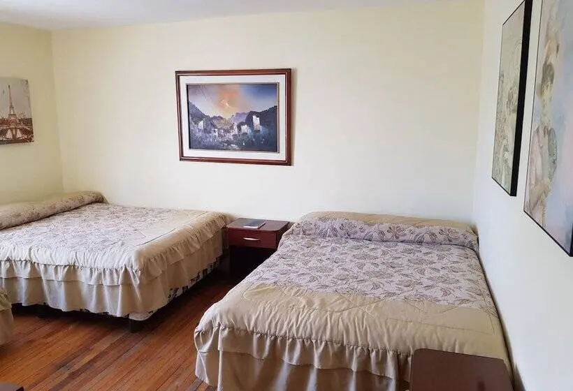 Standard Kolmen Hengen Huone, Petite Maison