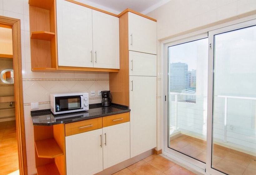 带两个卧室的复式公寓, Sunhome