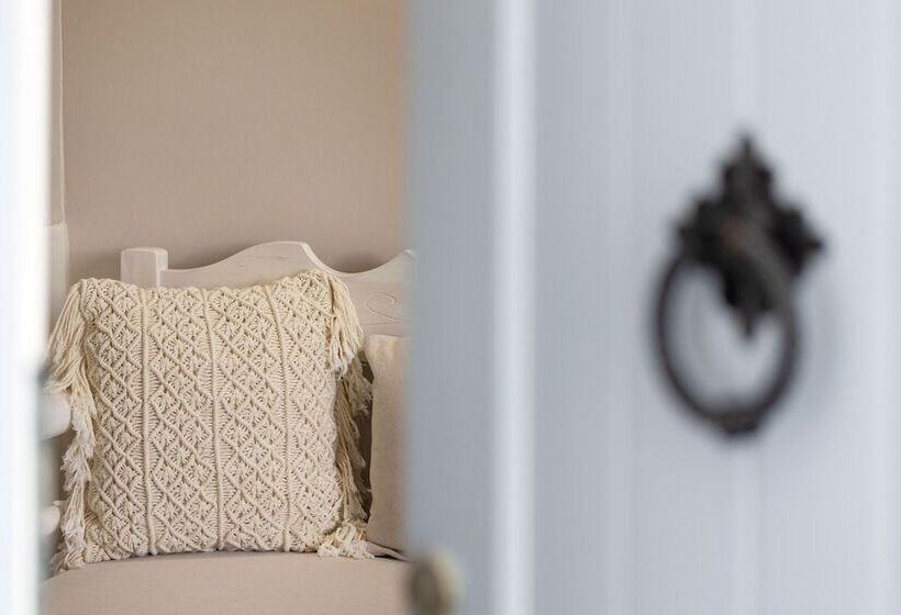 Апартаменты Deluxe 1 Спальня, Emery