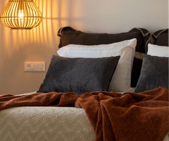 Апартаменты Superior 1 Спальня, Emery