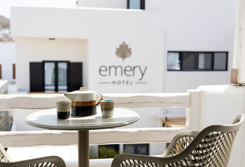 شقة سوبريور غرفة واحدة, Emery