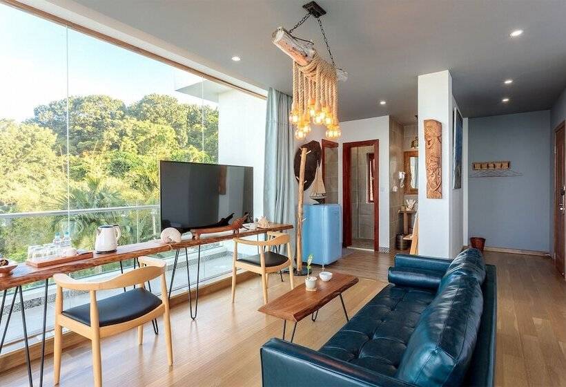 اتاق لوکس با چشم‌انداز دریا, Beluu Sea View Resort