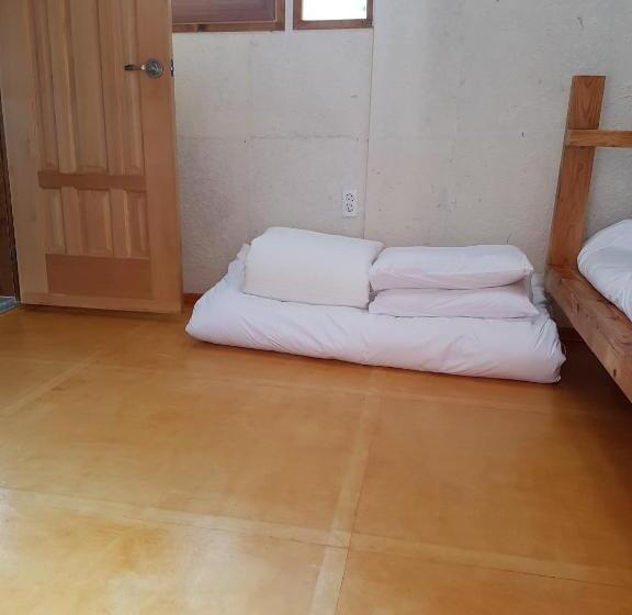 خانه 3 خوابه, The Hanok