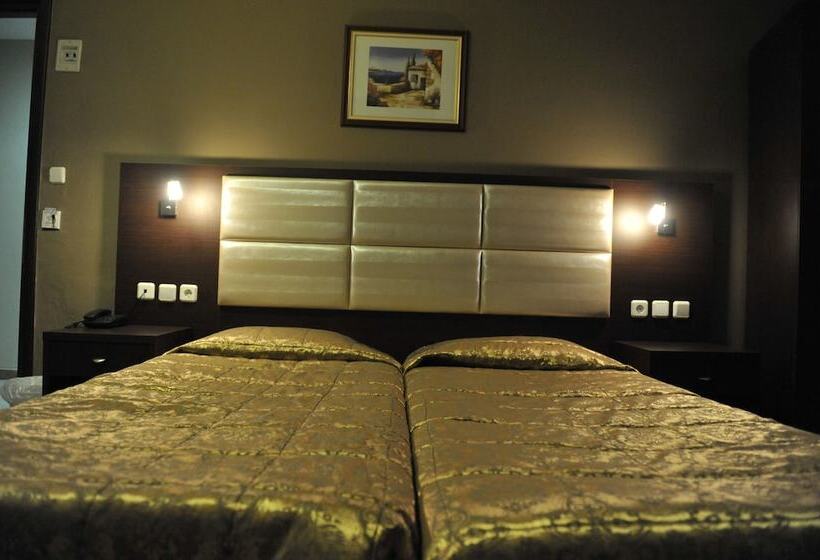 标准三人间, Emporiko