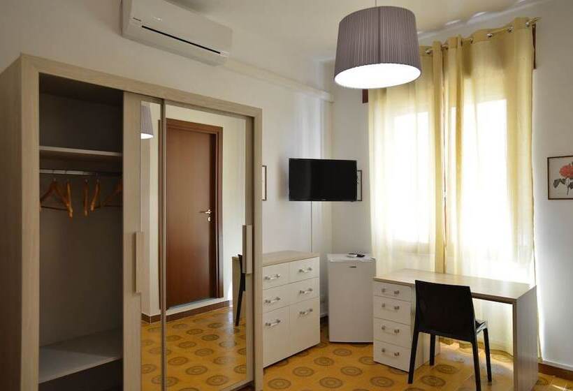 اتاق استاندارد, Liberty Guest House