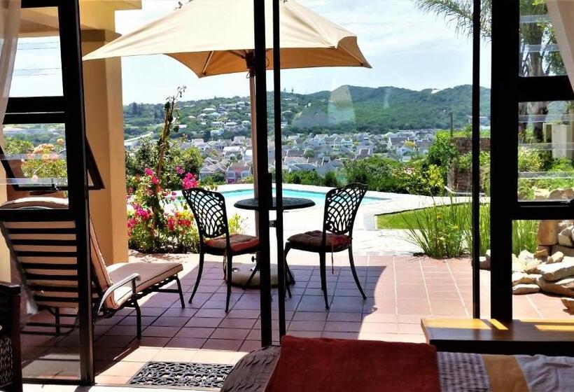 اتاق استاندارد با چشم‌انداز استخر, Panorama Guest House