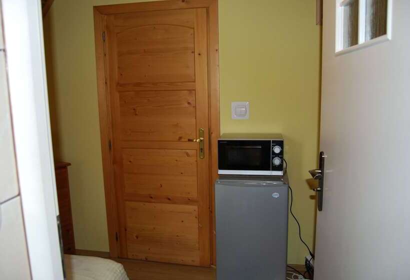 اتاق استاندارد یک نفره, Willa Pod Banderą