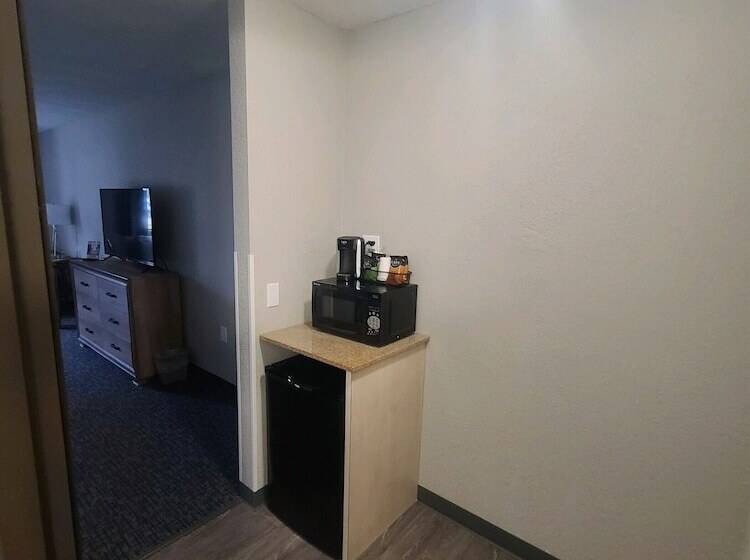 غرفة قياسية, All Seasons Resort