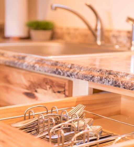 キングサイズベッドのスイートルーム, Alpine Trail Ridge Inn