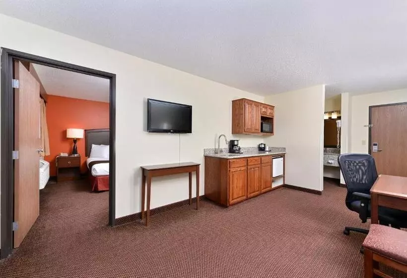 キングサイズベッドのスイートルーム, Americinn By Wyndham St Cloud Mn I 94