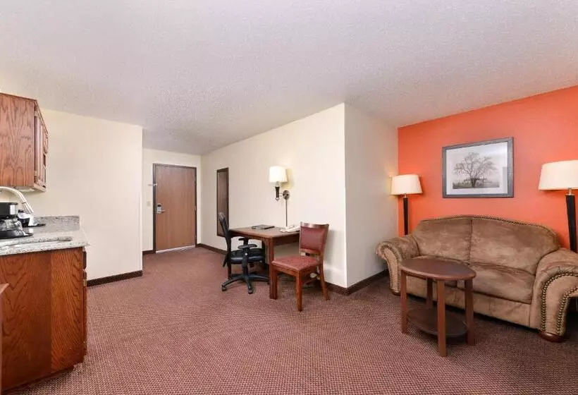キングサイズベッドのスイートルーム, Americinn By Wyndham St Cloud Mn I 94