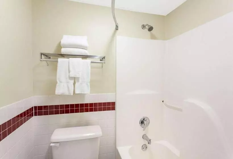 障害者適応デラックスルーム, Americinn By Wyndham St Cloud Mn I 94