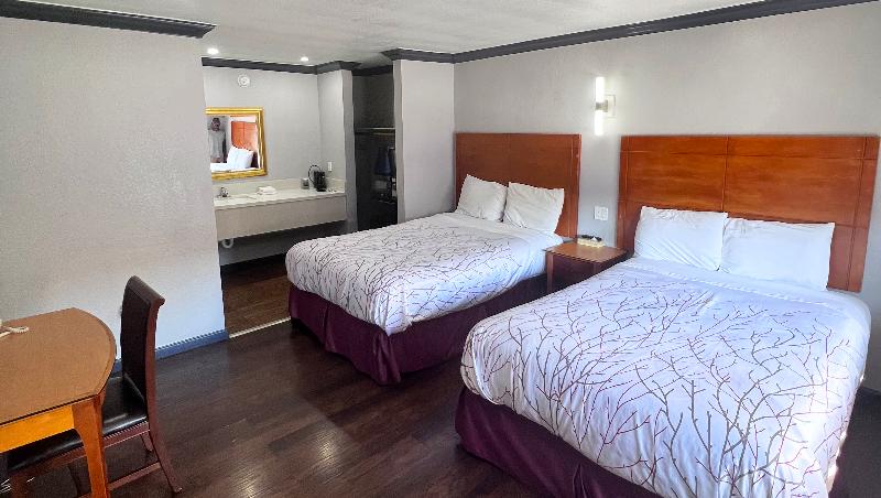 침실 2개 스위트, Anchorage Inn Lakeport