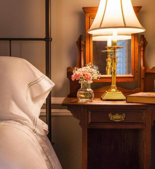 デラックススイート, Inn St Helena