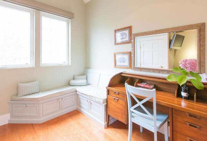 デラックスルーム, Inn St Helena