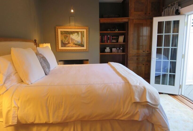 デラックスルーム, Inn St Helena