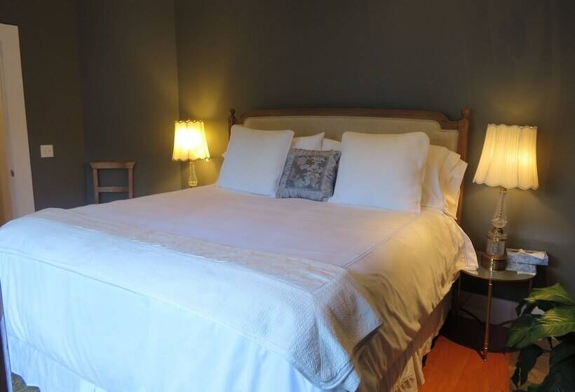 デラックスルーム, Inn St Helena