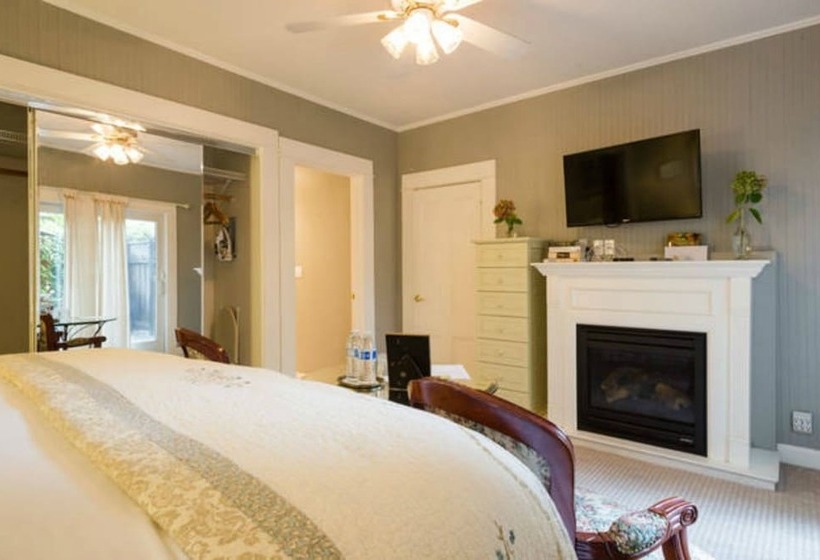 デラックスルーム, Inn St Helena