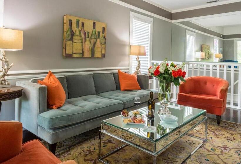 デラックススイート, Inn St Helena