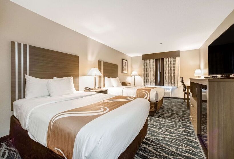 غرفه قياسيه سريرين مزدوجين, Quality Inn