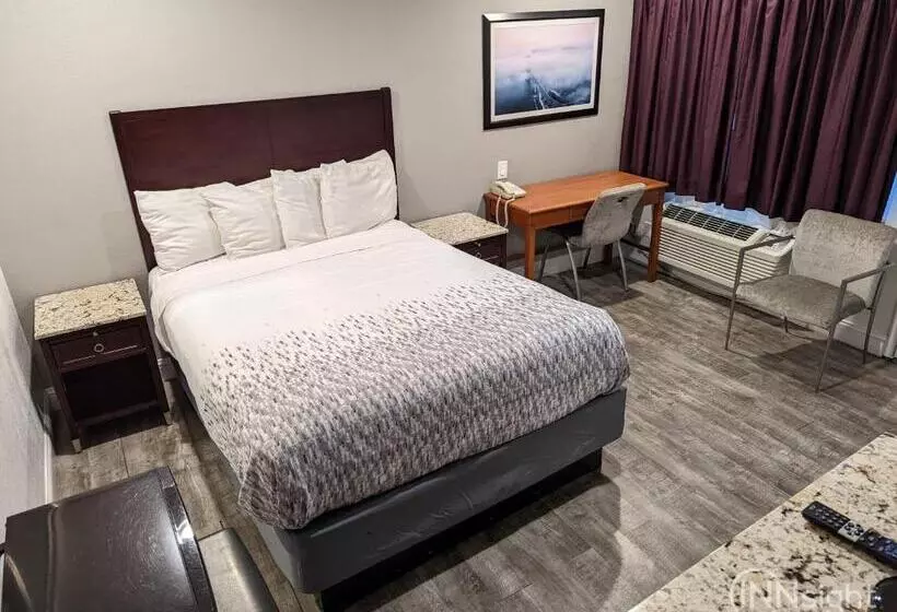 اتاق استاندارد, Deluxe Inn