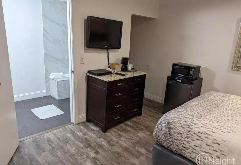 اتاق استاندارد, Deluxe Inn