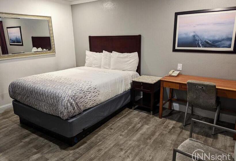 Номер Стандарт, Deluxe Inn