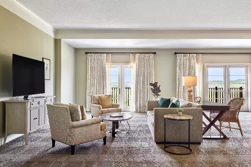 キングサイズベッドのスイートルーム, Omni Barton Creek Resort And Spa Austin