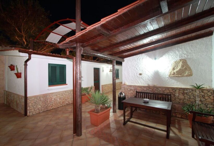 스탠다드 트리플 룸, Agriturismo Resort Costa House