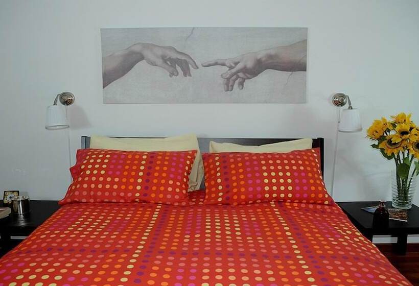 5 Bedroom Apartment, Oltremare Studios