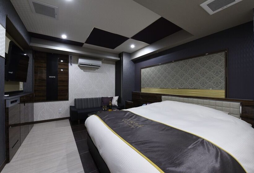 Quarto Estandar, Aria