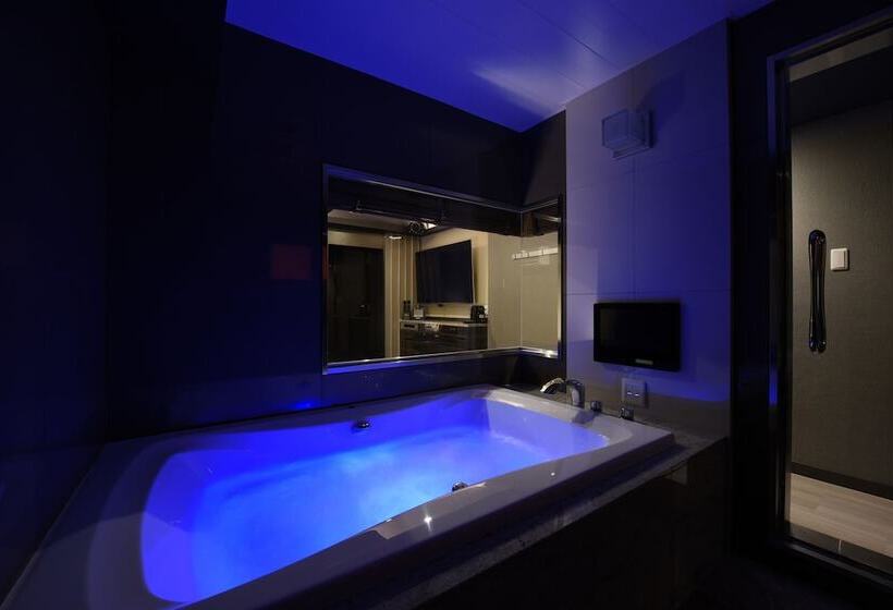 Quarto Estandar Cama King, Aria