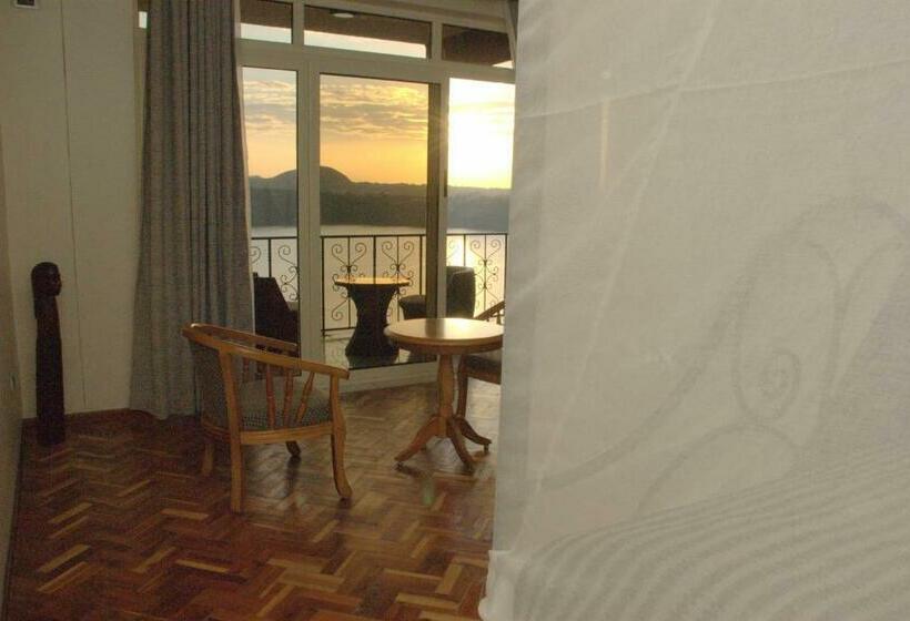 اتاق استاندارد با چشمانداز دریاچه, Asham Africa Hotel And Resort