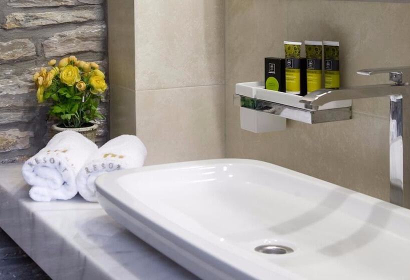 オーシャンビュースイート, Minelska Resort