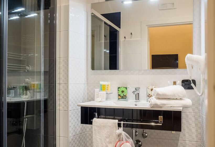 חדר סטנדרט, Operà Suites Pinciana