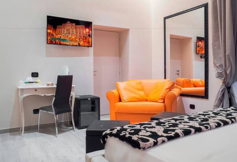 חדר סטנדרט לשלושה, Operà Suites Pinciana