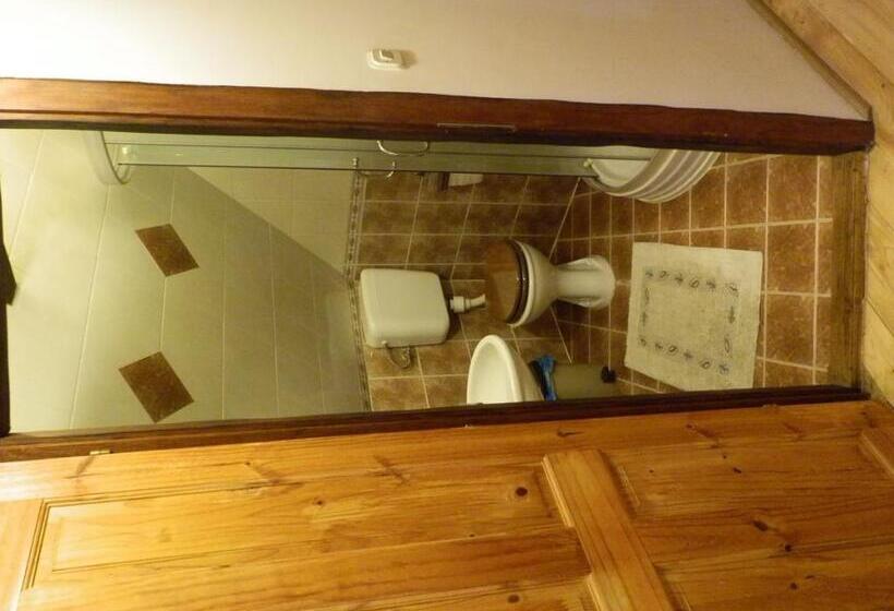 스탠다드 트리플 룸, Tradicije Cigoc