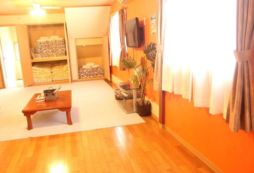 家庭间, Seaside Pension Petit Shirahama