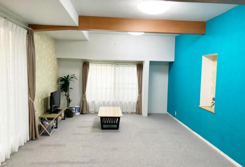 Семейный Номер, Seaside Pension Petit Shirahama