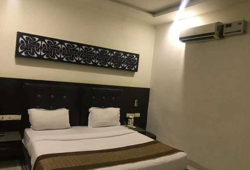 Номер Стандарт, Avalon Taj