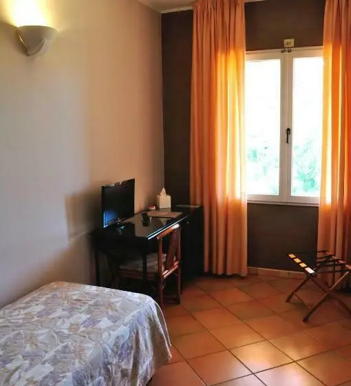 اتاق استاندارد یک نفره, Riva Del Sole