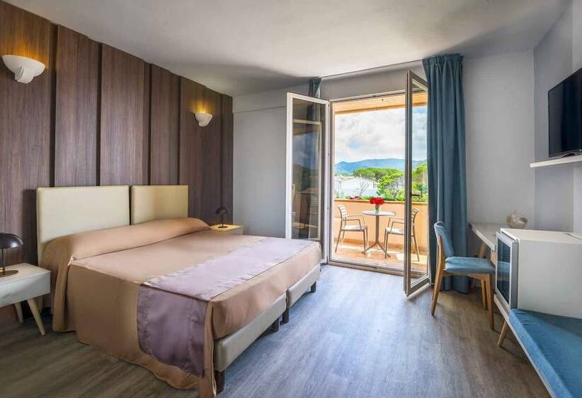 수피리어 룸 측면 바다 전망, Riva Del Sole