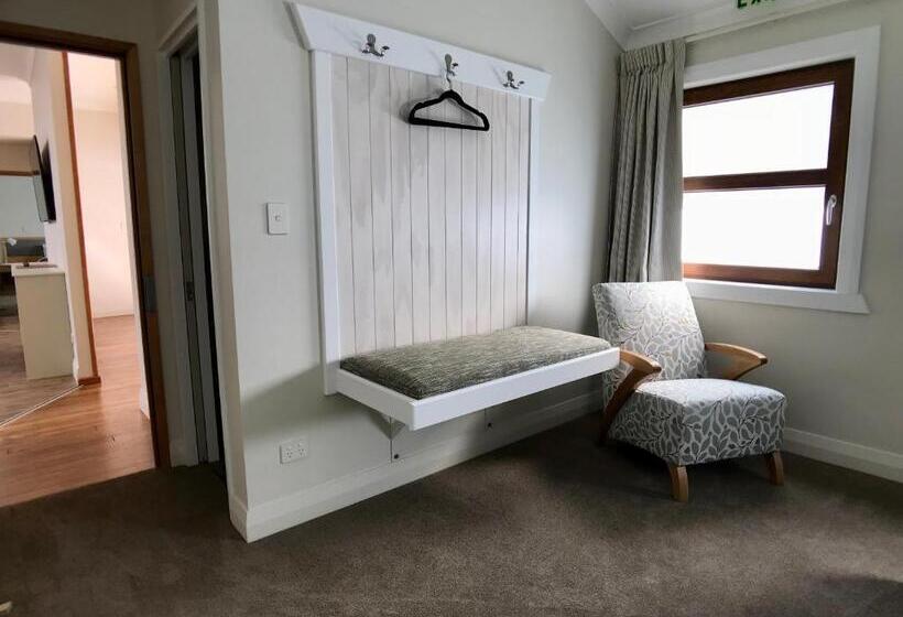 חדר דחוקס עם מיטת קינג, Arthur S Pass Motel & Lodge