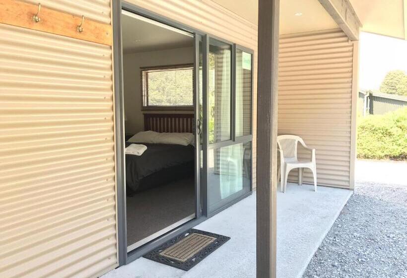 Студия Стандарт, Arthur S Pass Motel & Lodge